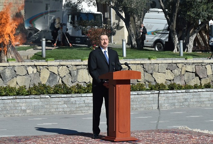 Ильхам Алиев: В Азербайджане будет полностью устранена зависимость от нефтяного фактора